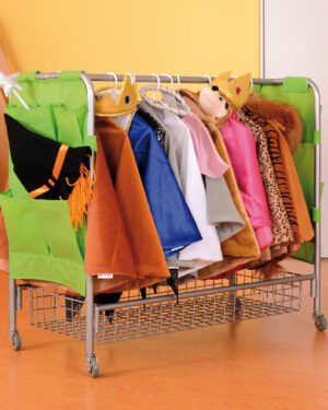Garderobe fahrbar Übersichtlich aufgeräumt und mobil