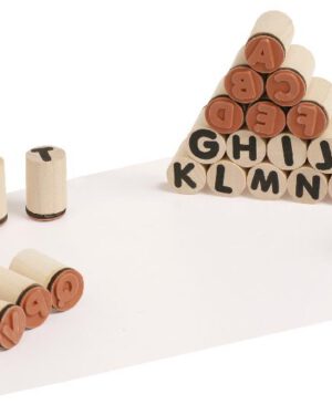 Alphabet Stempel rund Kompakte Holzstempel ... Buchstabe für Buchstabe lernen und damit Wörter schreiben. Praktisch zum Basteln von Karten, Bedrucken von Stoff und zum Beschriften.