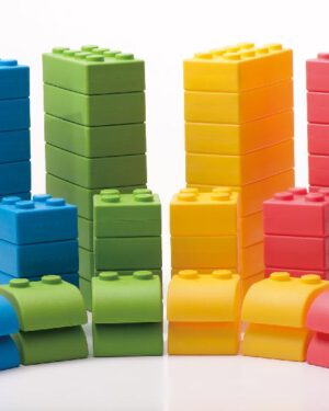 Q-Blocks 64-tlg. Q-Blocks bestehen aus einem hochqualitativen, speziellen Softmaterial ... Die leichtgewichtigen Bausteine bieten sicheres und geräuscharmes Spielen.