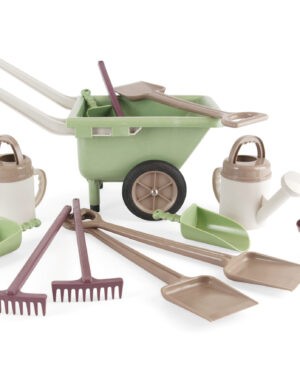 Sand & Garten Set 18 Teile Ideales Set für angehende Gärtner ... Säen, pflanzen, gießen, pflegen, ernten - das robuste Set mit Gartengeräten, Pflanztöpfen, Gießkannen und Schubkarre begleitet Kinder durch ihr Gartenjahr. Kisus e.K. - Kinder, Spiel und Spaß - Fachgroßhandel für Kita, Kindergarten, Kinderkrippe und Schule