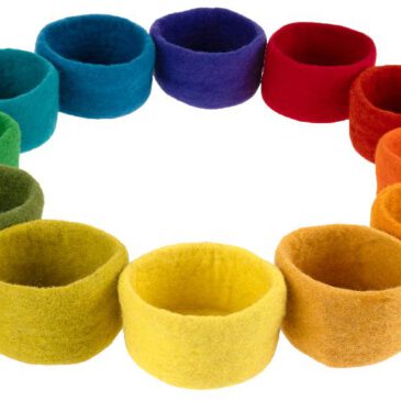 Filzschalen 12 Monate 12er Set Weiche, in 12 Farben erhältliche ... Filzschalen zum Aufbewahren von allerlei Material... farbig passend zum Filzteppich.